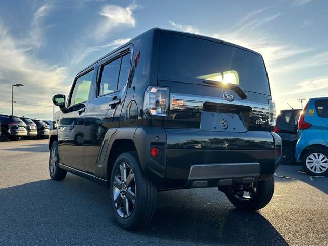 ダイハツ タフト ６６０ Ｇターボ ダーククロム ベンチャー R6年 (中国) 99