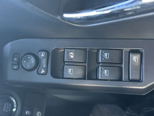 ダイハツ タフト ６６０ Ｇターボ ダーククロム ベンチャー R6年 (中国) 99