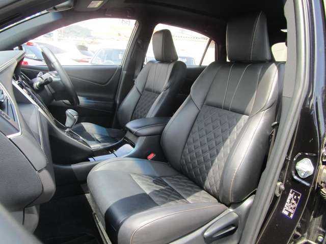 トヨタ ハリアー　ハイブリッド ２．５ ハイブリッド Ｅ－ＦＯＵＲ エレガンス ４ＷＤ H26年 (中国) 99