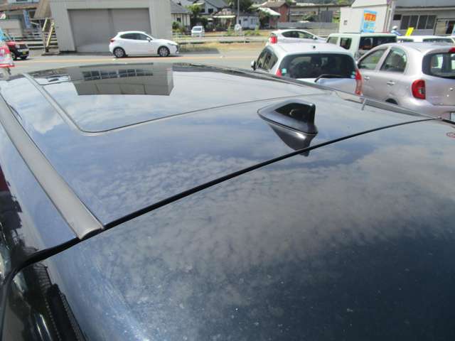 トヨタ ハリアー　ハイブリッド ２．５ ハイブリッド Ｅ－ＦＯＵＲ エレガンス ４ＷＤ H26年 (中国) 99