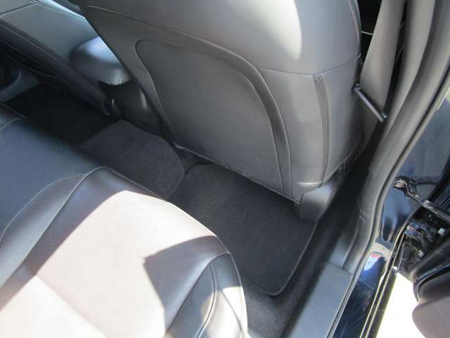 マツダ ＭＡＺＤＡ３　ファストバック ２．０ ２０Ｓ Ｌパッケージ R1年 (中国) 99