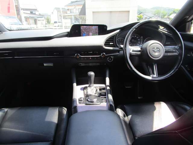 マツダ ＭＡＺＤＡ３　ファストバック ２．０ ２０Ｓ Ｌパッケージ R1年 (中国) 99