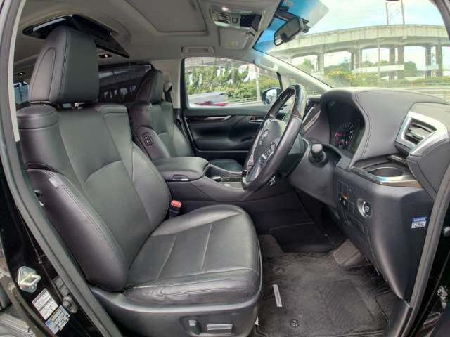 トヨタ アルファード ２．５ Ｓ Ｃパッケージ H28年 (中国) 99