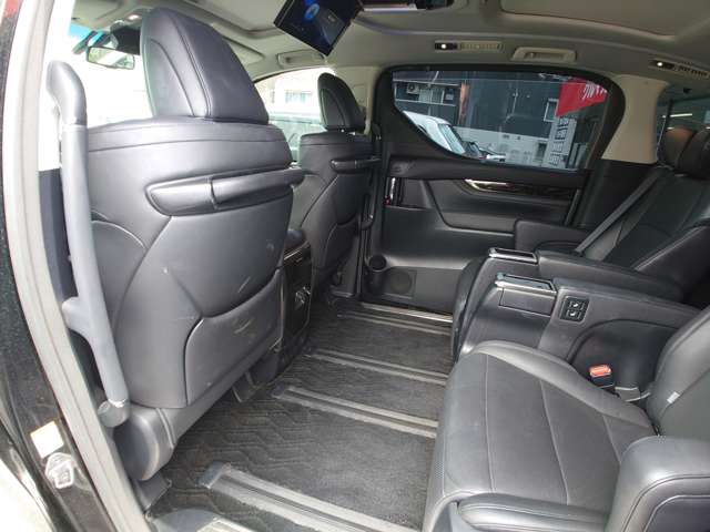 トヨタ アルファード ２．５ Ｓ Ｃパッケージ H28年 (中国) 99