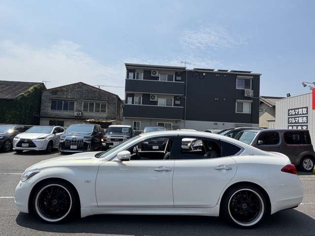 日産 フーガ　ハイブリッド ３．５ ＶＩＰ H25年 (中国) 99