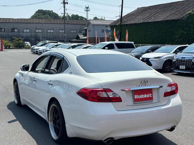 日産 フーガ　ハイブリッド ３．５ ＶＩＰ H25年 (中国) 99