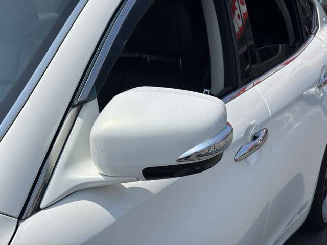 日産 フーガ　ハイブリッド ３．５ ＶＩＰ H25年 (中国) 99