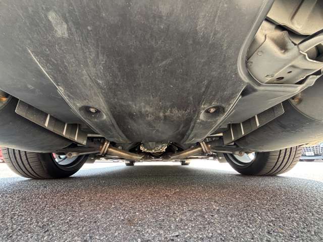 日産 フーガ　ハイブリッド ３．５ ＶＩＰ H25年 (中国) 99