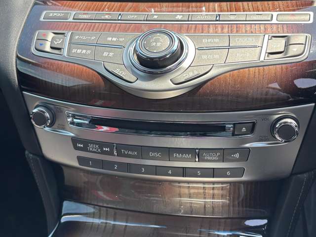 日産 フーガ　ハイブリッド ３．５ ＶＩＰ H25年 (中国) 99