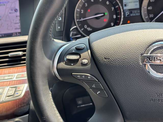 日産 フーガ　ハイブリッド ３．５ ＶＩＰ H25年 (中国) 99