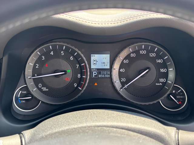 日産 フーガ　ハイブリッド ３．５ ＶＩＰ H25年 (中国) 99