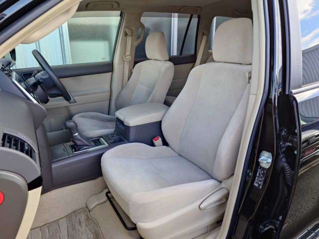 トヨタ ランドクルーザープラド ２．７ ＴＸ ４ＷＤ H29年 (関東) 99