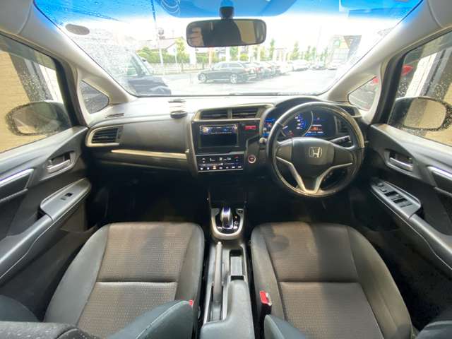 ホンダ フィット　ハイブリッド １．５ ハイブリッド Ｆパッケージ H26年 (九州・沖縄) 99