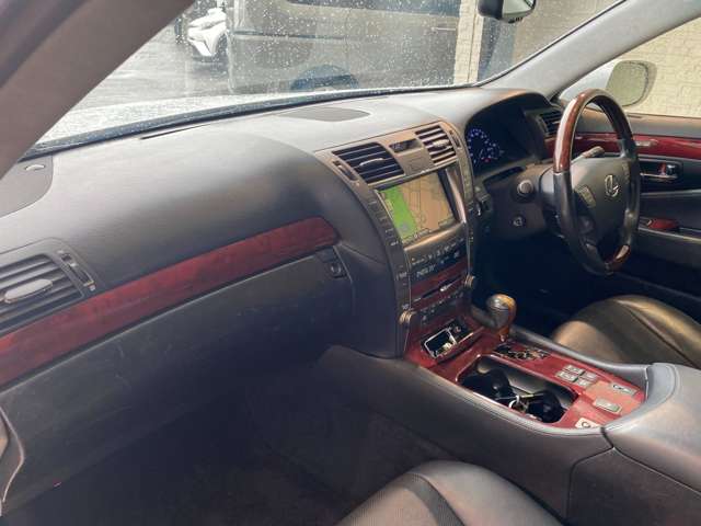 レクサス ＬＳ４６０ バージョンＣ　Ｉパッケージ H20年 (九州・沖縄) 99