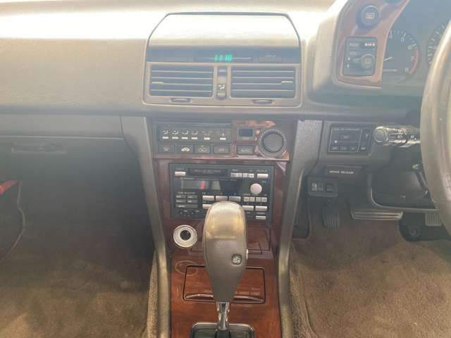 ホンダ レジェンド Ｖ６ ＸＩ エクスクルーシブ H2年 (九州・沖縄) 99