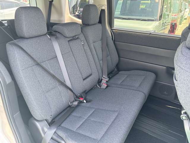 ホンダ ステップワゴン １．５ エアー R5年 (九州・沖縄) 99