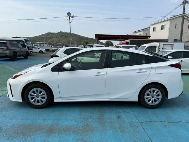 トヨタ プリウス １．８ Ｓ R4年 (九州・沖縄) 99