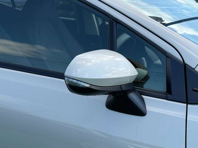 トヨタ アクア １．５ Ｘ R4年 (九州・沖縄) 99