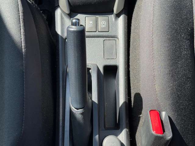 トヨタ カローラフィールダー １．５Ｘ H28年 (九州・沖縄) 99