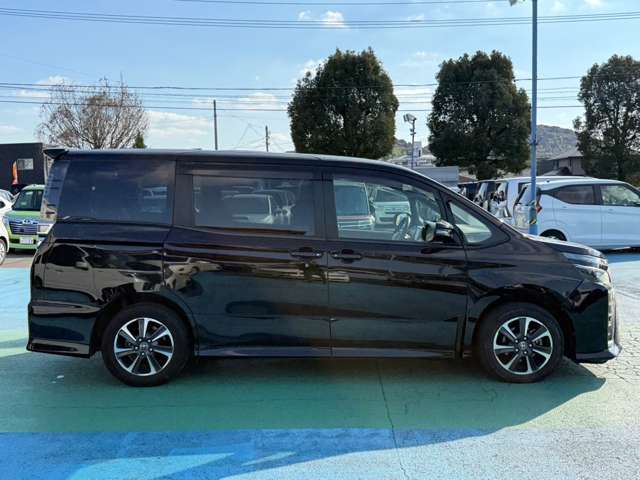 トヨタ ヴォクシー ２．０ ＺＳ H29年 (九州・沖縄) 99