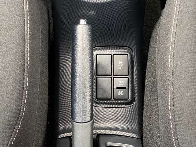 トヨタ アクア １．５ Ｓ スタイルブラック R3年 (九州・沖縄) 99