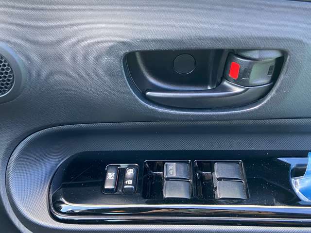 トヨタ アクア １．５ Ｓ スタイルブラック R3年 (九州・沖縄) 99