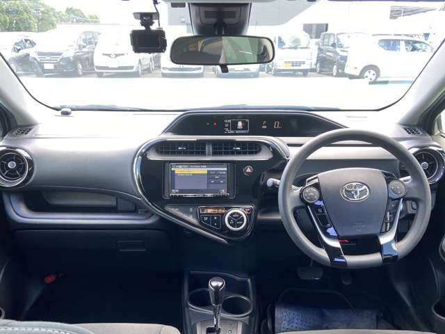 トヨタ アクア １．５ Ｓ スタイルブラック R3年 (九州・沖縄) 99
