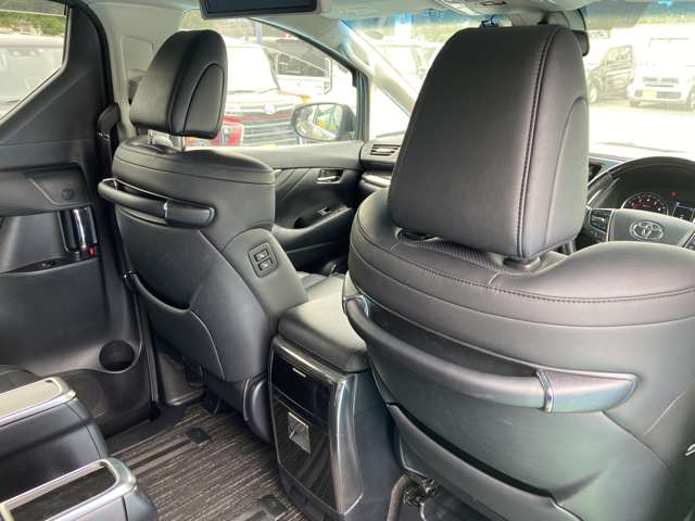トヨタ アルファード ２．５ Ｓ Ｃパッケージ ４ＷＤ R2年 (九州・沖縄) 99