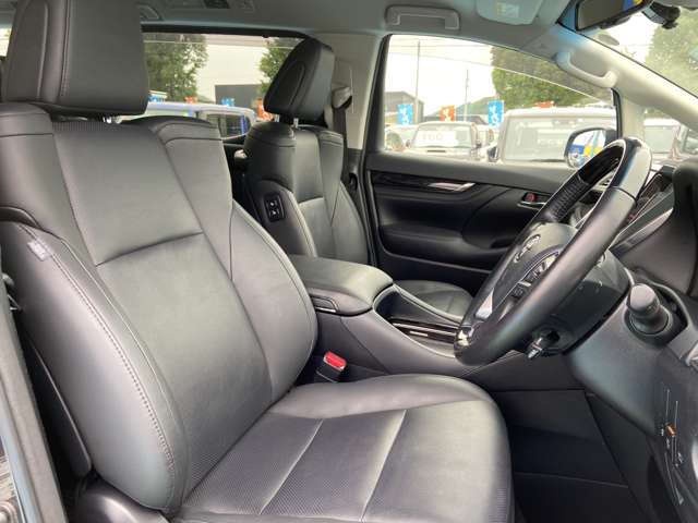 トヨタ アルファード ２．５ Ｓ Ｃパッケージ ４ＷＤ R2年 (九州・沖縄) 99