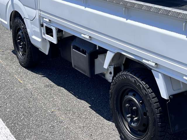 スズキ キャリイトラック ６６０ ＫＣエアコン・パワステ ３方開 ４ＷＤ R2年 (九州・沖縄) 99