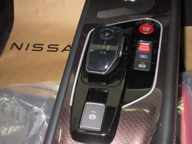 日産 ノートオーラ １．２ ＮＩＳＭＯ R5年 (九州・沖縄) 99