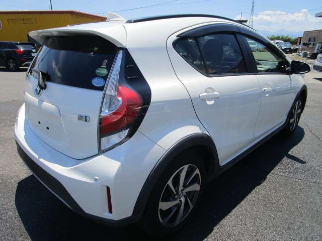 トヨタ アクア １．５ クロスオーバー H30年 (関東) 99