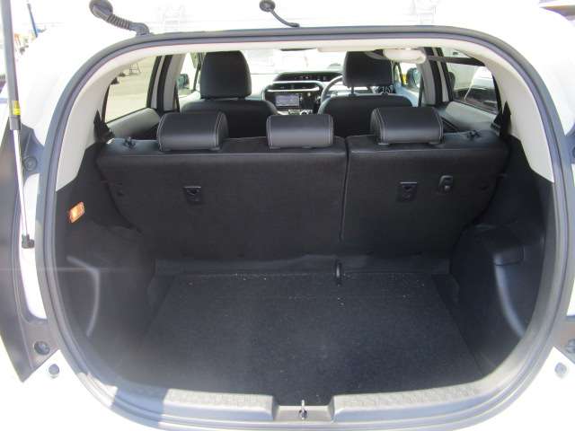 トヨタ アクア １．５ クロスオーバー H30年 (関東) 99