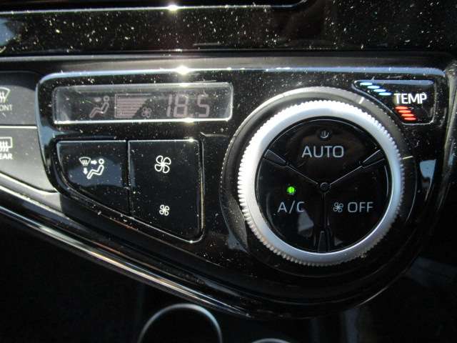 トヨタ アクア １．５ クロスオーバー H30年 (関東) 99