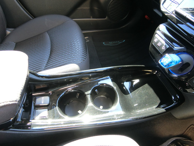 トヨタ プリウス １．８ Ｓ セーフティ プラス ツートーン H30年 (中国) 99