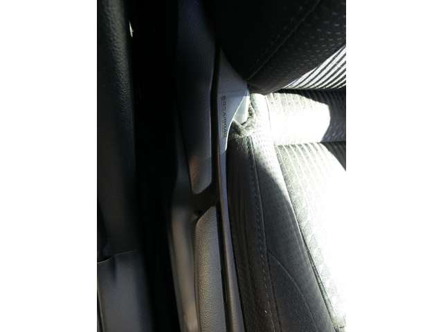 トヨタ プリウス １．８ Ｓ セーフティ プラス ツートーン H30年 (中国) 99