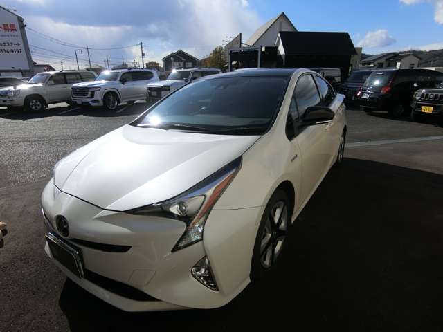 トヨタ プリウス １．８ Ｓ セーフティ プラス ツートーン H30年 (中国) 99