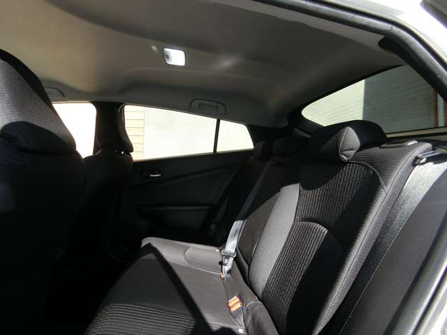 トヨタ プリウス １．８ Ｓ セーフティ プラス ツートーン H30年 (中国) 99