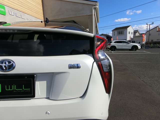 トヨタ プリウス １．８ Ｓ セーフティ プラス ツートーン H30年 (中国) 99