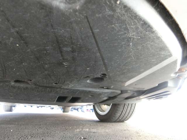 トヨタ プリウス １．８ Ｓ セーフティ プラス ツートーン H30年 (中国) 99