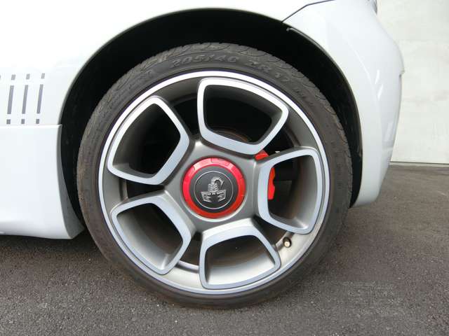 アバルト ５９５ コンペティツィオーネ H27年 (中国) 99