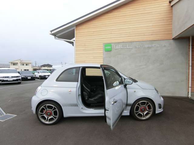 アバルト ５９５ コンペティツィオーネ H27年 (中国) 99