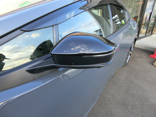 トヨタ プリウス ２．０ Ｚ R5年 (中国) 99