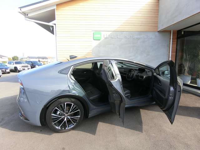 トヨタ プリウス ２．０ Ｚ R5年 (中国) 99