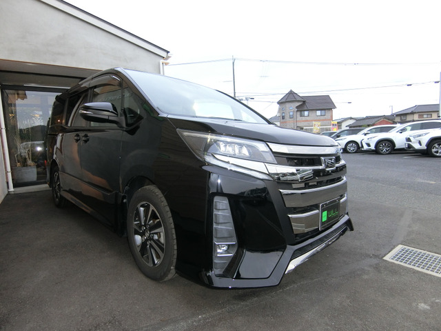 トヨタ ノア ２．０ ＳＩ H29年 (中国) 99