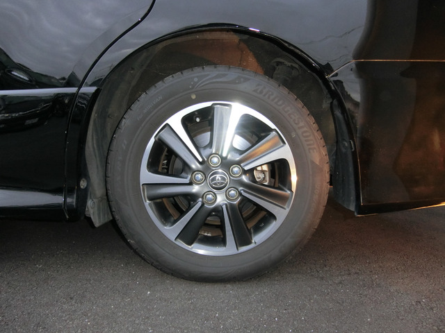 トヨタ ノア ２．０ ＳＩ H29年 (中国) 99