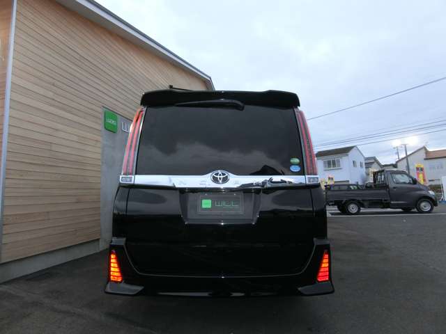 トヨタ ノア ２．０ ＳＩ H29年 (中国) 99