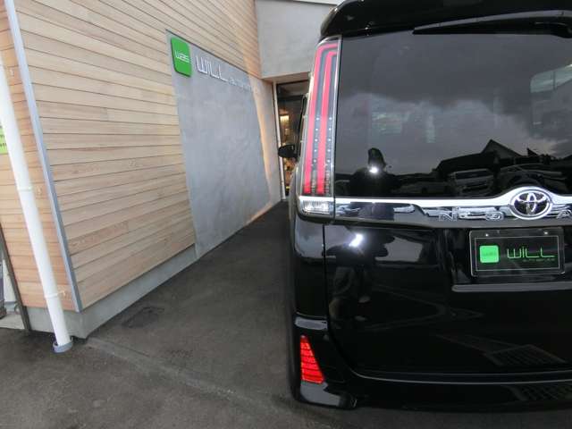 トヨタ ノア ２．０ ＳＩ H29年 (中国) 99