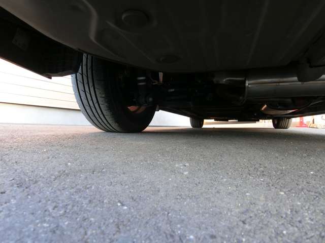 トヨタ ノア ２．０ ＳＩ H29年 (中国) 99