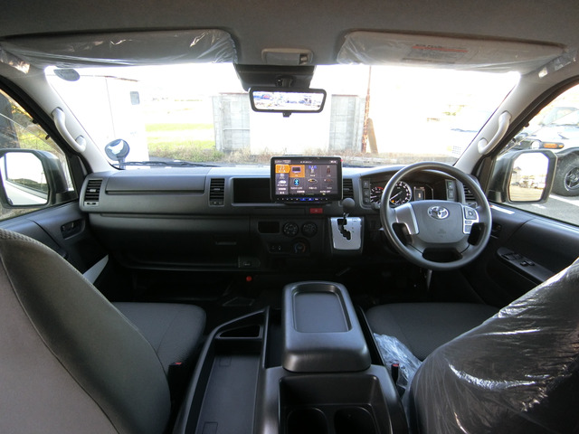 トヨタ ハイエースバン ２．８ ＤＸ ワイド スーパーロング ハイルーフ ディーゼルターボ ４ＷＤ R5年 (中国) 99